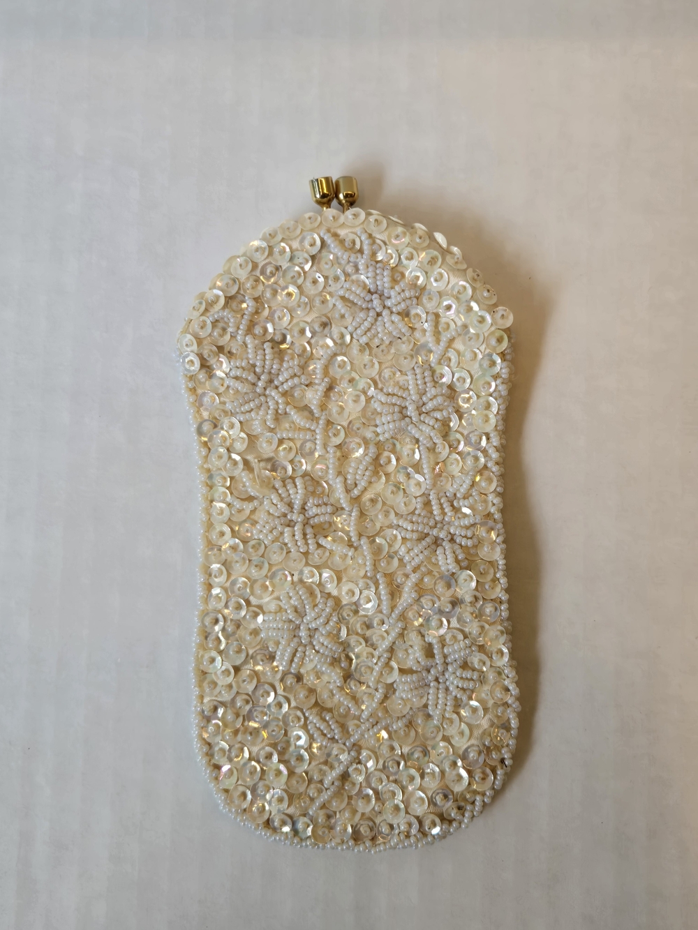 Vintage Ivory Beaded Kisslock Eye Glasses Case